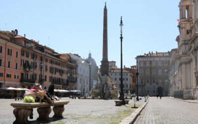 Le immagini della città chiusa: invisibili che diventano visibili